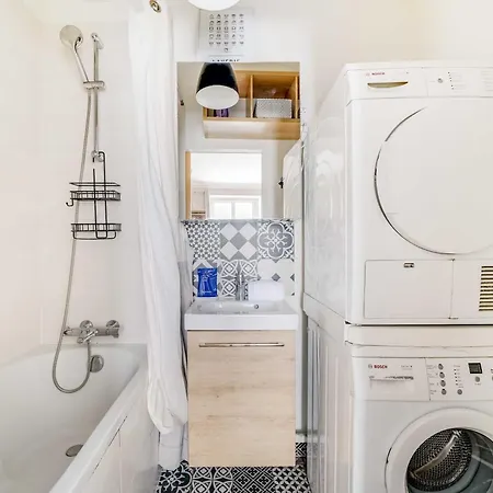 Cozy 2br 3p - 17e Lägenhet *